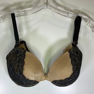 Fredericks of Hollywood Gold Black Lace XTreme Push Up Bra 38B No Inserts